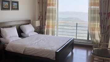 Soundproofing, free WiFi