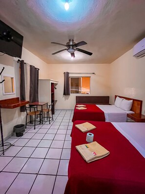 واي فاي مجانًا وملاءات أسرّة