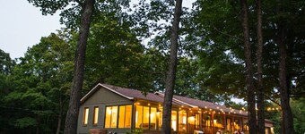 Ciel et Bois (see-el-eh-bwa) means ‘sky and woods’