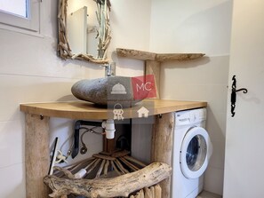 Interior - LES LAURIERS DU PLAN (Le Plan-de-la-Tour)