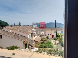 Interior - LES LAURIERS DU PLAN (Le Plan-de-la-Tour)