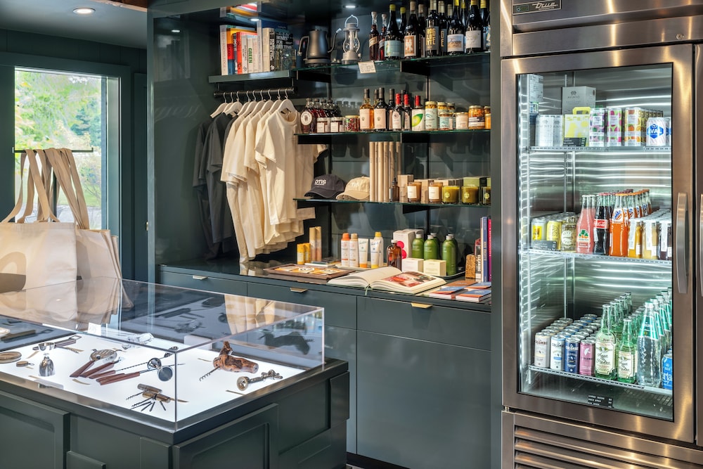 Otis Harbor Springs by null