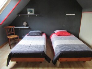 5 bedrooms, iron/ironing board, travel crib, free WiFi