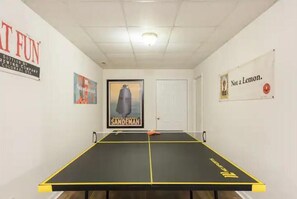 Games room - Barrel-Aged Beer Home (Asheville)