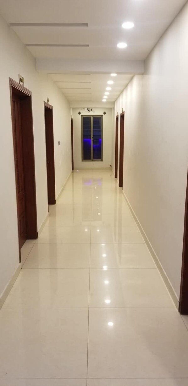 Interior - GT Empire Hotel (Murree)