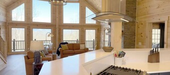 Moksha Retreat - A-Frame|Mtn Views|Hot Tub|King Ensuites