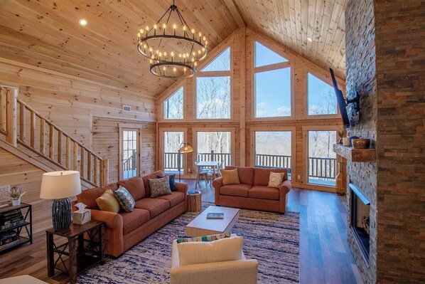 TV, fireplace, DVD player