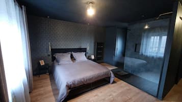 1 bedroom, iron/ironing board, WiFi