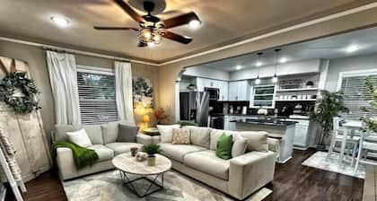 Stunning home in quiet neighborhood near Ft. Benning