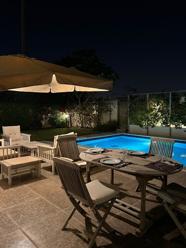 Silent apartment for private staying in Dubai pet friendly 