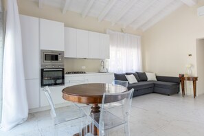 Interior - Luxury Villa, charming garden and Private Pool (Lucca)