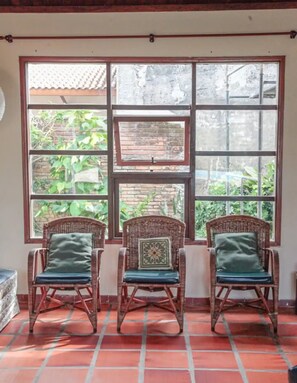 Interior - Casa no Guarujá com Piscina 400m Praia do Guaiuba (Jardim Guaiuba Guarujá)