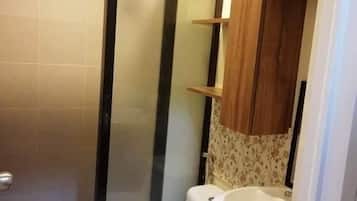 Business Studio, 1 Bedroom, City View | Bathroom | Slippers, bidet
