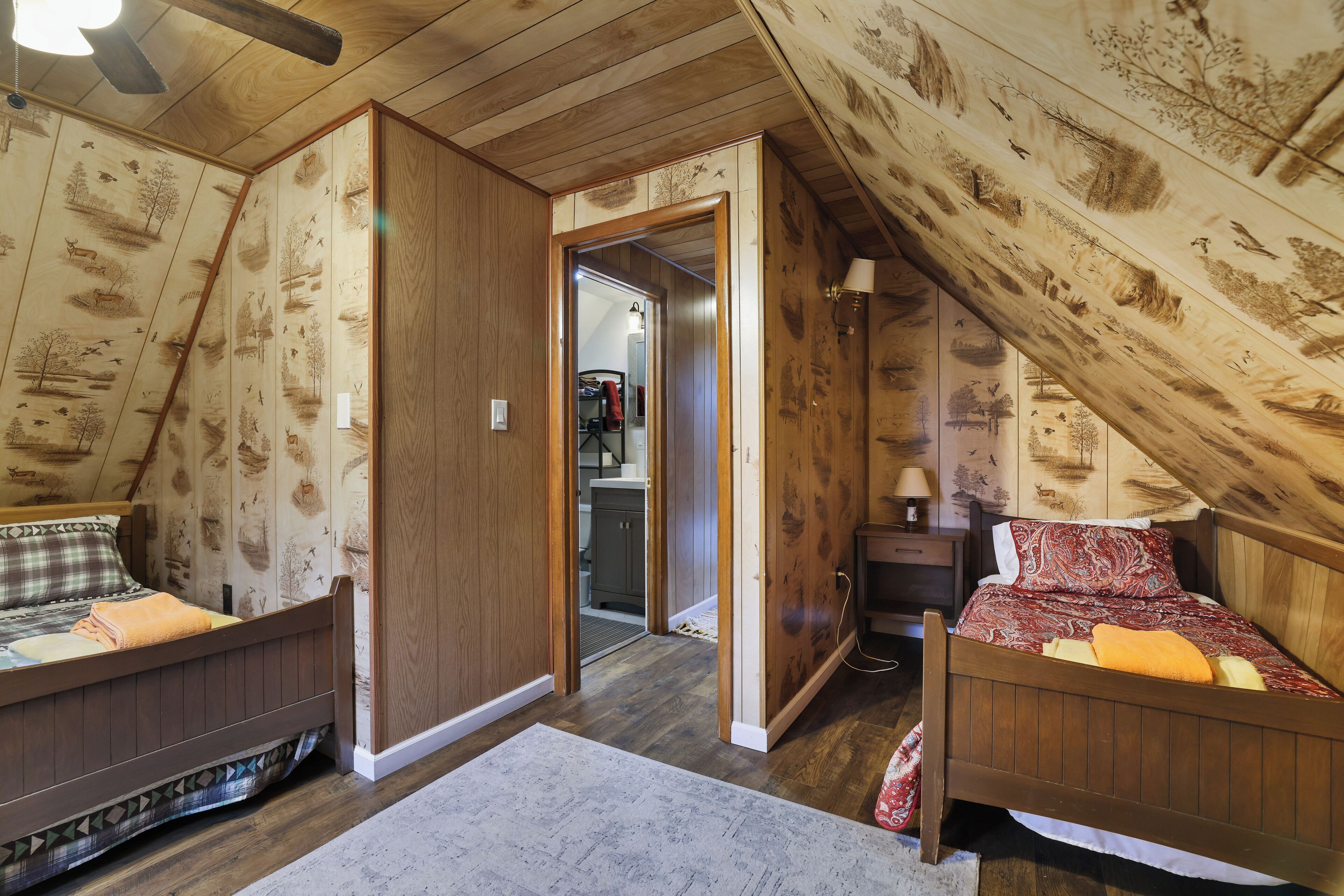 3 slaapkamers, een bureau, een strijkplank/strijkijzer, gratis wifi