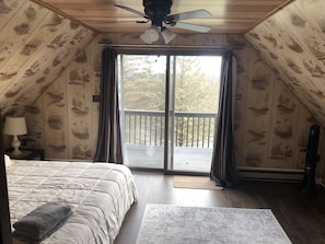 3 habitaciones, escritorio, tabla de planchar con plancha y wifi gratis