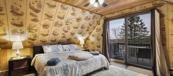 Charming Cottage on a hill by Camelback and Kalahari