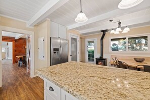 Dining - Private Villa W/ Pool/spa, GameBarn, 4300 sq ft- Perfect for families and large groups (Twain Harte)