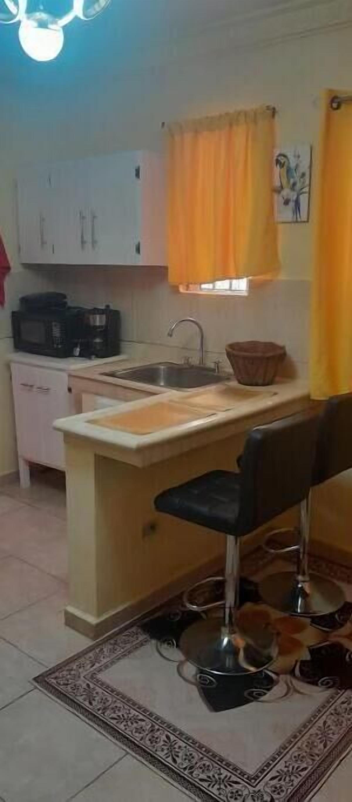 Fridge, microwave, oven, coffee/tea maker