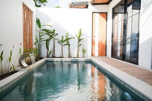 Pool - Brand new luxury villas in the heart of Bali! Perfect for families or groups!#2
 (Canggu)