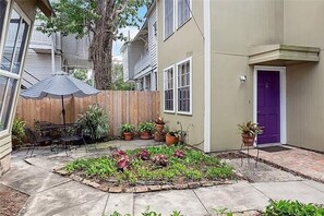 Terrace/patio - Superb Uptown Location! (New Orleans)