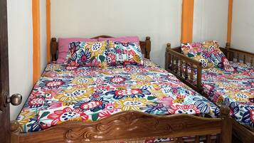 2 bedrooms, WiFi, bed sheets