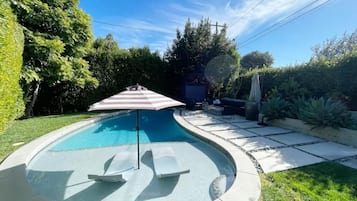 Alberca al aire libre