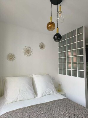 2 Schlafzimmer, schallisolierte Zimmer, Bügeleisen/Bügelbrett, WLAN