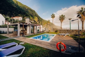 Pool - Casa de Pedra - Casas do Calhau Miúdo (Seixal)
