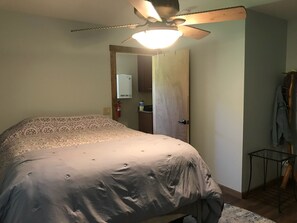 8 habitaciones, cuna de viaje, wifi gratis y ropa de cama 