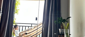 Flat Aconchegante de Frente Para as Montanhas e Rodeado Pela Natureza