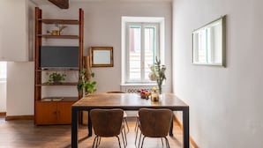 Dining - iFlat | Classic And Contemporary Home (Roma)