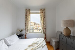 2 bedrooms, iron/ironing board, WiFi, bed sheets - iFlat | Incredible View (Roma)