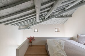 3 間睡房、熨斗/熨衫板、Wi-Fi、床單