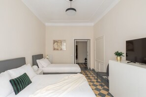 2 bedrooms, iron/ironing board