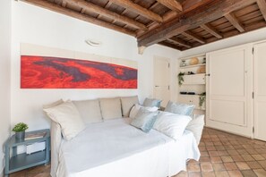 واي فاي وملاءات أسرّة