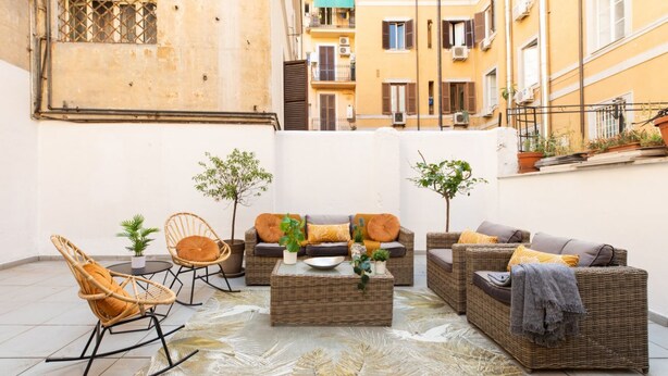 Terrace/patio - iFlat | Monti Elegant Apartment with Terrace (Roma)