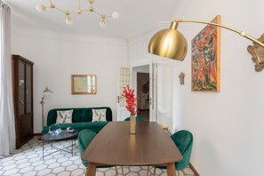 Dining - iFlat | Barberini's Dream (Roma)