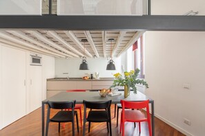 Dining - iFlat | The Tiber Gem (Roma)