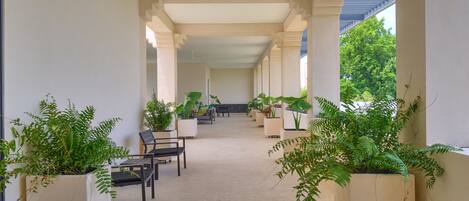 Deluxe Room (6), 1 King Bed | Terrace/patio