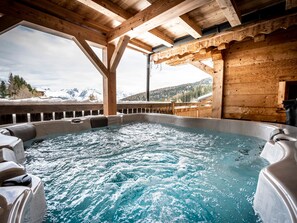 Baignoire à remous extérieure