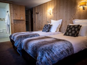 7 bedrooms, iron/ironing board, WiFi