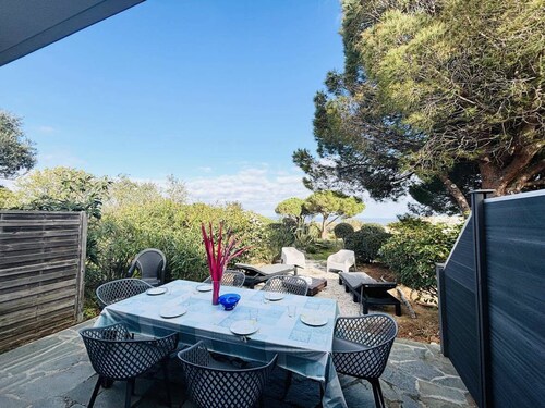 3-Room Apartment, A/C, Terrace, 1.3km from Beach, Parking Included