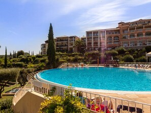 Pool - Cap Esterel 1 Bedroom for 4 with Pool Access (Saint-Raphaël)