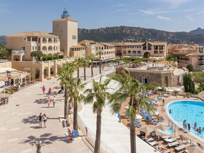 Pool - Cap Esterel 1 Bedroom for 4 with Pool Access (Saint-Raphaël)