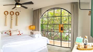 4 bedrooms, WiFi, bed sheets