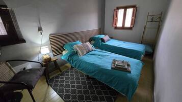 3 chambres, fer et planche Ă repasser, Wi-Fi gratuit, draps fournis