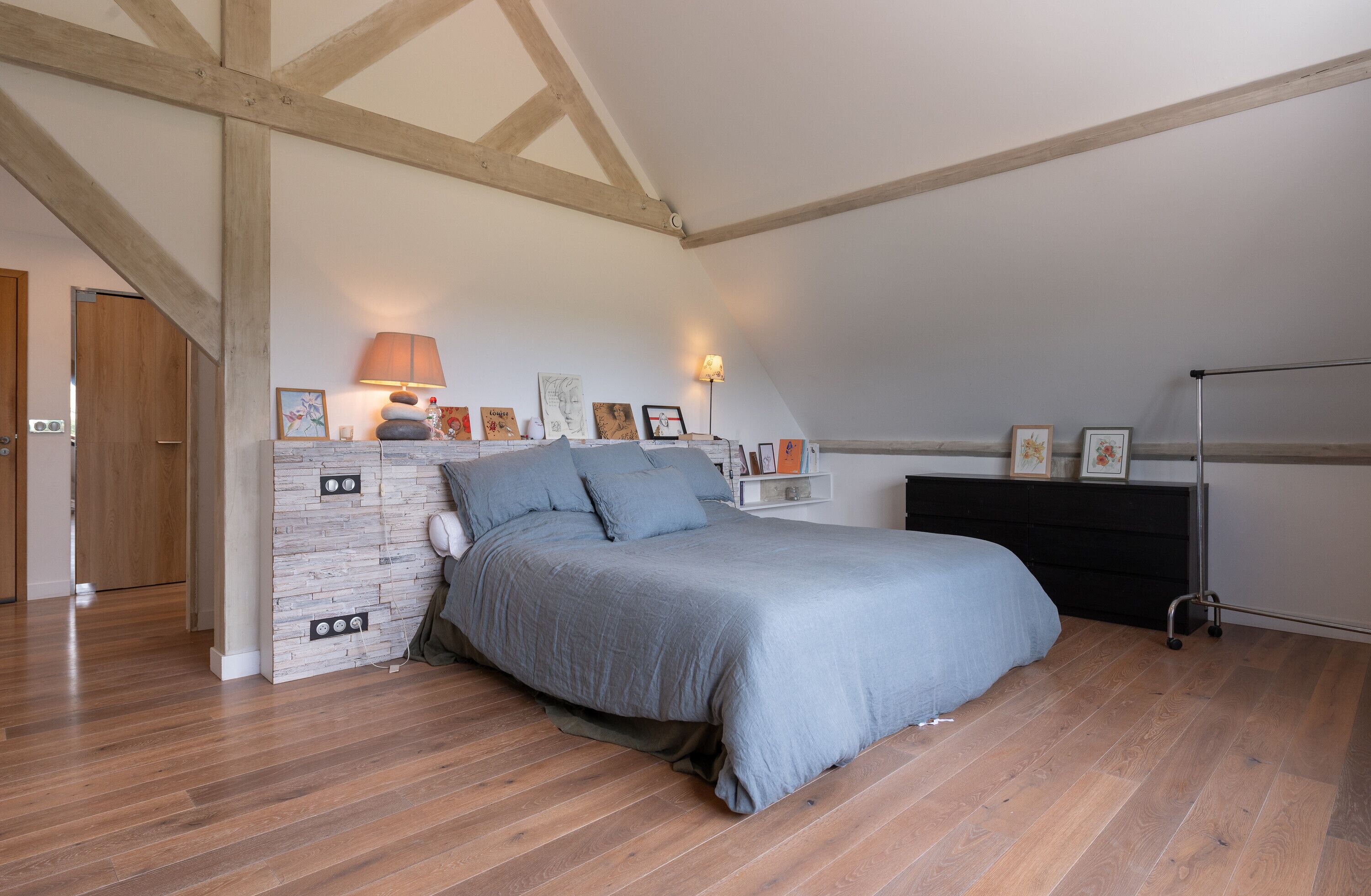 5 chambres, Wi-Fi gratuit, draps fournis