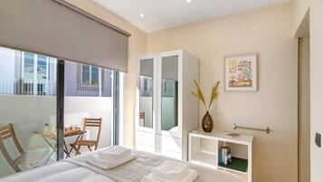 1 bedroom, free WiFi, bed sheets