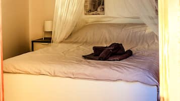 3 dormitorios, tabla de planchar con plancha, wifi gratis y ropa de cama