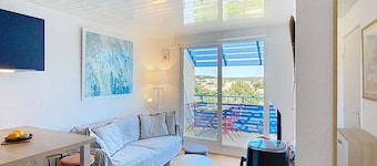 01426 _ Apartment 4 people, residence with pool, Lacanau Ocean